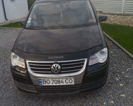 Черный Фольксваген Туран, объемом двигателя 1.9 л и пробегом 227 тыс. км за 7999 $, фото 5 на Automoto.ua