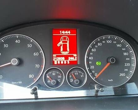 Чорний Фольксваген Туран, об'ємом двигуна 1.4 л та пробігом 212 тис. км за 6200 $, фото 18 на Automoto.ua