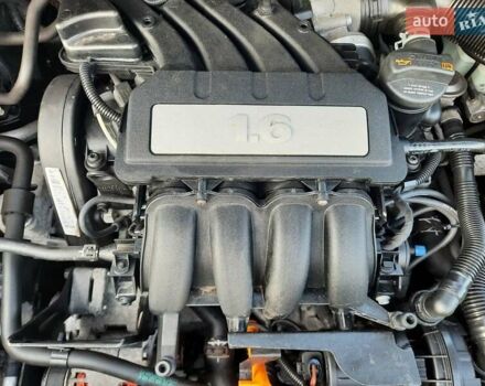 Черный Фольксваген Туран, объемом двигателя 1.6 л и пробегом 213 тыс. км за 8550 $, фото 154 на Automoto.ua