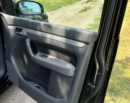 Черный Фольксваген Туран, объемом двигателя 1.4 л и пробегом 191 тыс. км за 8500 $, фото 16 на Automoto.ua