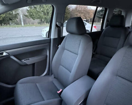 Черный Фольксваген Туран, объемом двигателя 1.4 л и пробегом 224 тыс. км за 6499 $, фото 17 на Automoto.ua