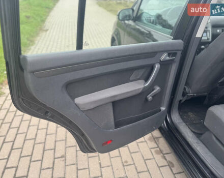 Чорний Фольксваген Туран, об'ємом двигуна 1.6 л та пробігом 260 тис. км за 6299 $, фото 21 на Automoto.ua