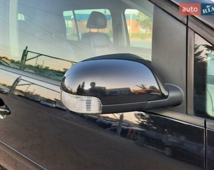 Черный Фольксваген Туран, объемом двигателя 1.6 л и пробегом 213 тыс. км за 8550 $, фото 149 на Automoto.ua