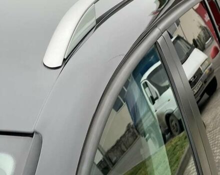 Чорний Фольксваген Туран, об'ємом двигуна 1.6 л та пробігом 147 тис. км за 8350 $, фото 17 на Automoto.ua