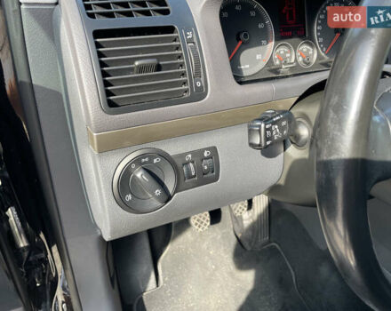 Чорний Фольксваген Туран, об'ємом двигуна 1.4 л та пробігом 192 тис. км за 7500 $, фото 31 на Automoto.ua