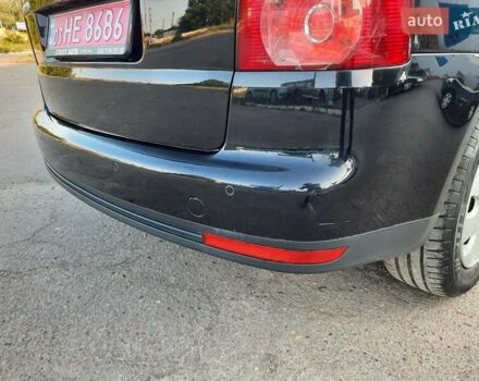 Черный Фольксваген Туран, объемом двигателя 1.6 л и пробегом 213 тыс. км за 8550 $, фото 111 на Automoto.ua