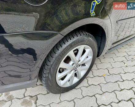 Черный Фольксваген Туран, объемом двигателя 1.6 л и пробегом 200 тыс. км за 7700 $, фото 23 на Automoto.ua