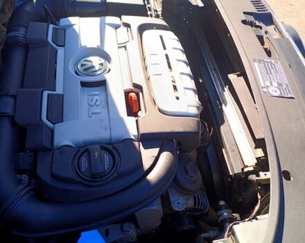 Черный Фольксваген Туран, объемом двигателя 1.4 л и пробегом 291 тыс. км за 6050 $, фото 13 на Automoto.ua