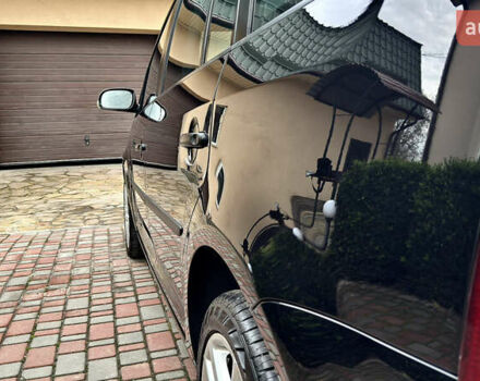 Черный Фольксваген Туран, объемом двигателя 1.6 л и пробегом 176 тыс. км за 8198 $, фото 6 на Automoto.ua