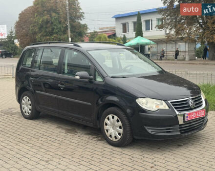 Чорний Фольксваген Туран, об'ємом двигуна 1.6 л та пробігом 260 тис. км за 6299 $, фото 10 на Automoto.ua
