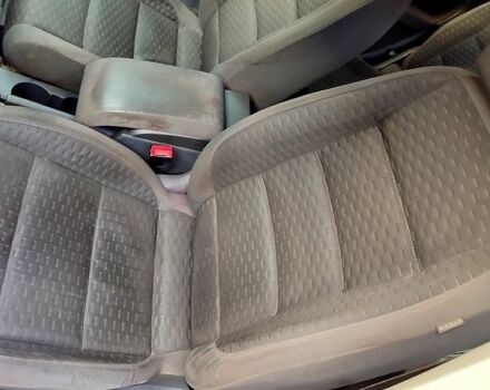 Черный Фольксваген Туран, объемом двигателя 1.9 л и пробегом 269 тыс. км за 3000 $, фото 2 на Automoto.ua