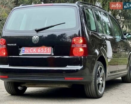 Чорний Фольксваген Туран, об'ємом двигуна 1.6 л та пробігом 221 тис. км за 7750 $, фото 11 на Automoto.ua