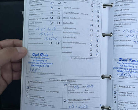 Чорний Фольксваген Туран, об'ємом двигуна 2 л та пробігом 292 тис. км за 8850 $, фото 68 на Automoto.ua