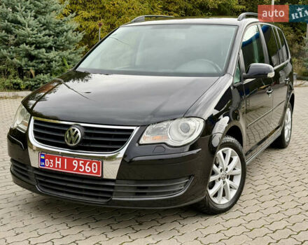 Черный Фольксваген Туран, объемом двигателя 1.6 л и пробегом 200 тыс. км за 7700 $, фото 9 на Automoto.ua