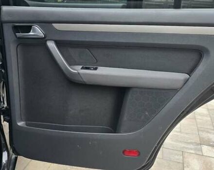 Чорний Фольксваген Туран, об'ємом двигуна 1.6 л та пробігом 242 тис. км за 6700 $, фото 12 на Automoto.ua