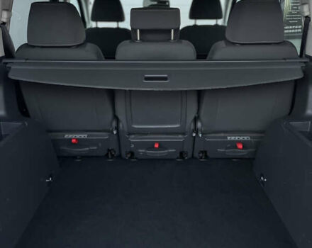 Чорний Фольксваген Туран, об'ємом двигуна 2 л та пробігом 292 тис. км за 8999 $, фото 81 на Automoto.ua