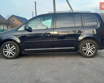 Чорний Фольксваген Туран, об'ємом двигуна 1.4 л та пробігом 212 тис. км за 6200 $, фото 2 на Automoto.ua