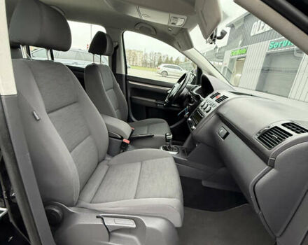 Черный Фольксваген Туран, объемом двигателя 1.4 л и пробегом 227 тыс. км за 7200 $, фото 65 на Automoto.ua