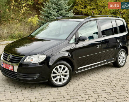 Чорний Фольксваген Туран, об'ємом двигуна 1.6 л та пробігом 200 тис. км за 7950 $, фото 3 на Automoto.ua