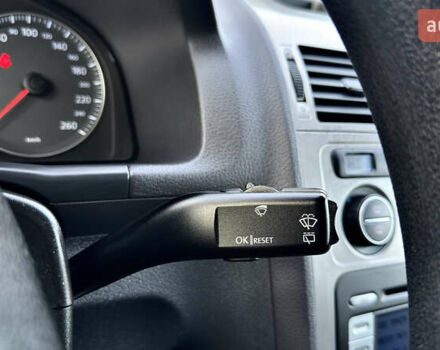 Черный Фольксваген Туран, объемом двигателя 1.6 л и пробегом 176 тыс. км за 8198 $, фото 62 на Automoto.ua