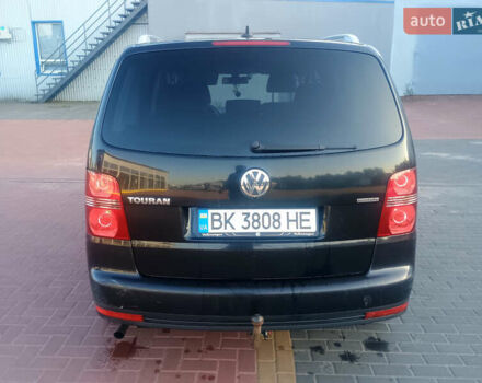 Черный Фольксваген Туран, объемом двигателя 2 л и пробегом 290 тыс. км за 6500 $, фото 12 на Automoto.ua