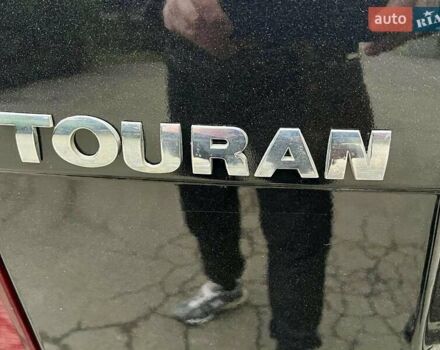 Чорний Фольксваген Туран, об'ємом двигуна 1.6 л та пробігом 221 тис. км за 7750 $, фото 35 на Automoto.ua