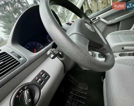 Чорний Фольксваген Туран, об'ємом двигуна 1.6 л та пробігом 221 тис. км за 7750 $, фото 58 на Automoto.ua