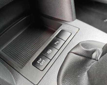 Чорний Фольксваген Туран, об'ємом двигуна 1.4 л та пробігом 194 тис. км за 6600 $, фото 18 на Automoto.ua