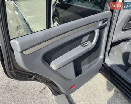 Чорний Фольксваген Туран, об'ємом двигуна 1.4 л та пробігом 192 тис. км за 7500 $, фото 19 на Automoto.ua