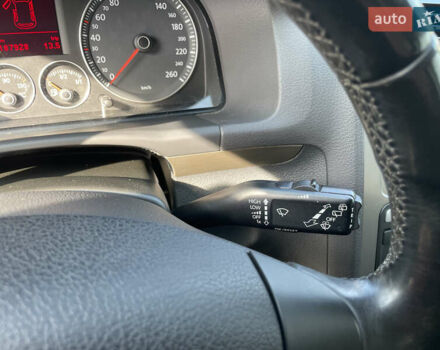 Чорний Фольксваген Туран, об'ємом двигуна 1.4 л та пробігом 192 тис. км за 7500 $, фото 33 на Automoto.ua