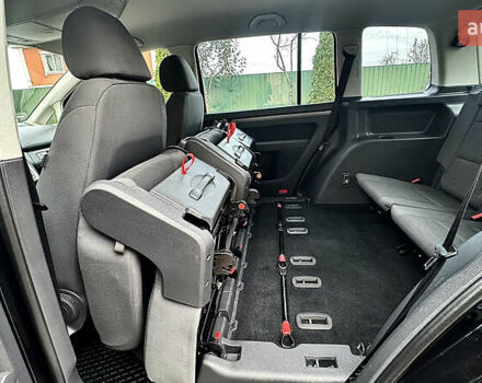 Черный Фольксваген Туран, объемом двигателя 1.6 л и пробегом 176 тыс. км за 8198 $, фото 27 на Automoto.ua