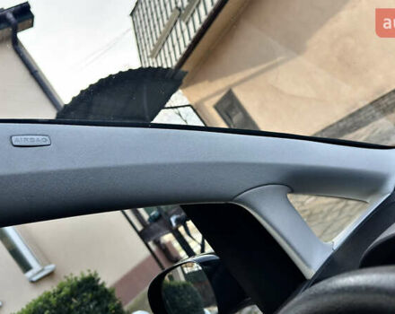 Черный Фольксваген Туран, объемом двигателя 1.6 л и пробегом 176 тыс. км за 8198 $, фото 71 на Automoto.ua