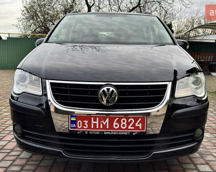 Черный Фольксваген Туран, объемом двигателя 1.6 л и пробегом 176 тыс. км за 8198 $, фото 17 на Automoto.ua