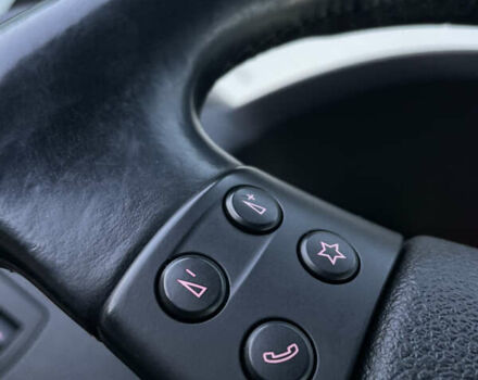 Чорний Фольксваген Туран, об'ємом двигуна 2 л та пробігом 292 тис. км за 8999 $, фото 52 на Automoto.ua