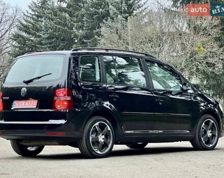 Чорний Фольксваген Туран, об'ємом двигуна 1.6 л та пробігом 221 тис. км за 7750 $, фото 10 на Automoto.ua