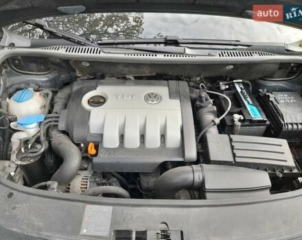 Чорний Фольксваген Туран, об'ємом двигуна 1.9 л та пробігом 255 тис. км за 8300 $, фото 15 на Automoto.ua