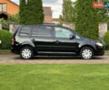 Черный Фольксваген Туран, объемом двигателя 1.6 л и пробегом 220 тыс. км за 7700 $, фото 4 на Automoto.ua