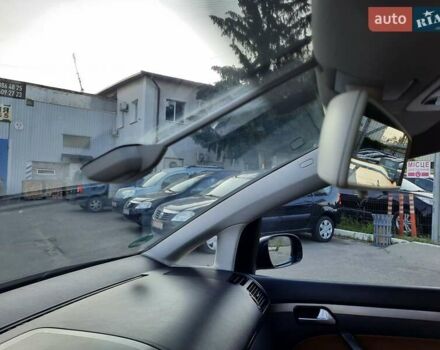 Черный Фольксваген Туран, объемом двигателя 1.6 л и пробегом 213 тыс. км за 8550 $, фото 66 на Automoto.ua