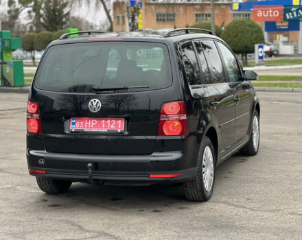 Черный Фольксваген Туран, объемом двигателя 1.6 л и пробегом 193 тыс. км за 7799 $, фото 19 на Automoto.ua