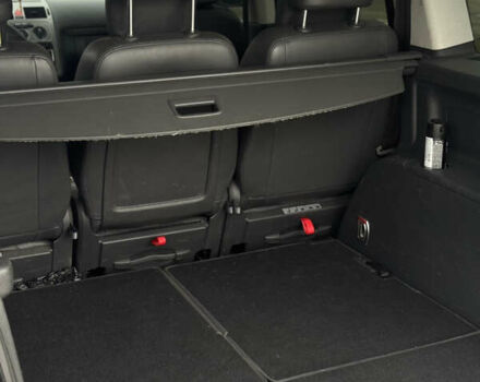 Черный Фольксваген Туран, объемом двигателя 1.4 л и пробегом 247 тыс. км за 7500 $, фото 18 на Automoto.ua