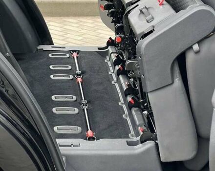 Чорний Фольксваген Туран, об'ємом двигуна 1.6 л та пробігом 147 тис. км за 8350 $, фото 21 на Automoto.ua