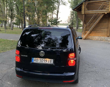 Черный Фольксваген Туран, объемом двигателя 1.6 л и пробегом 261 тыс. км за 7100 $, фото 21 на Automoto.ua