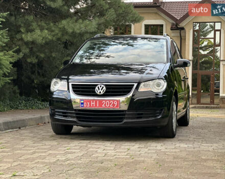 Черный Фольксваген Туран, объемом двигателя 1.6 л и пробегом 220 тыс. км за 7700 $, фото 11 на Automoto.ua