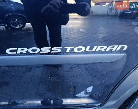 Черный Фольксваген Туран, объемом двигателя 1.6 л и пробегом 222 тыс. км за 7600 $, фото 11 на Automoto.ua