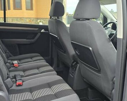 Чорний Фольксваген Туран, об'ємом двигуна 1.6 л та пробігом 242 тис. км за 6700 $, фото 10 на Automoto.ua