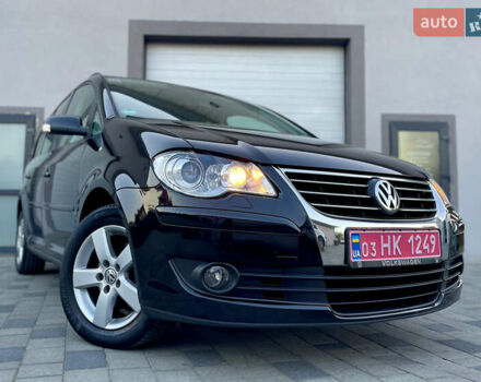 Чорний Фольксваген Туран, об'ємом двигуна 2 л та пробігом 292 тис. км за 8999 $, фото 19 на Automoto.ua