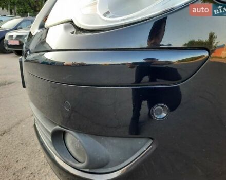 Черный Фольксваген Туран, объемом двигателя 1.6 л и пробегом 213 тыс. км за 8550 $, фото 29 на Automoto.ua