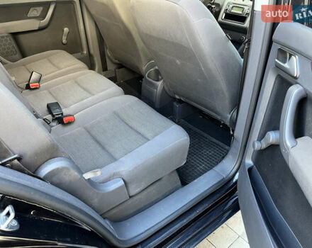 Чорний Фольксваген Туран, об'ємом двигуна 1.6 л та пробігом 227 тис. км за 7500 $, фото 30 на Automoto.ua