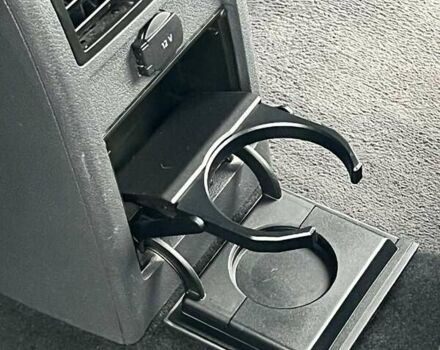 Чорний Фольксваген Туран, об'ємом двигуна 1.6 л та пробігом 147 тис. км за 8350 $, фото 40 на Automoto.ua