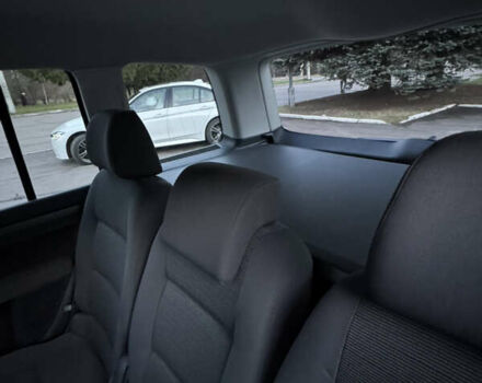 Черный Фольксваген Туран, объемом двигателя 1.4 л и пробегом 224 тыс. км за 6499 $, фото 26 на Automoto.ua